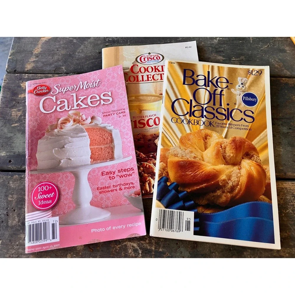 Vintage Recipe Booklet Lot Betty Crocker Cakes Crisco Cookies Pillsbury Bake-Off